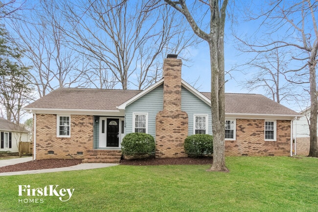 Building Photo - 11106 5 Cedars Rd