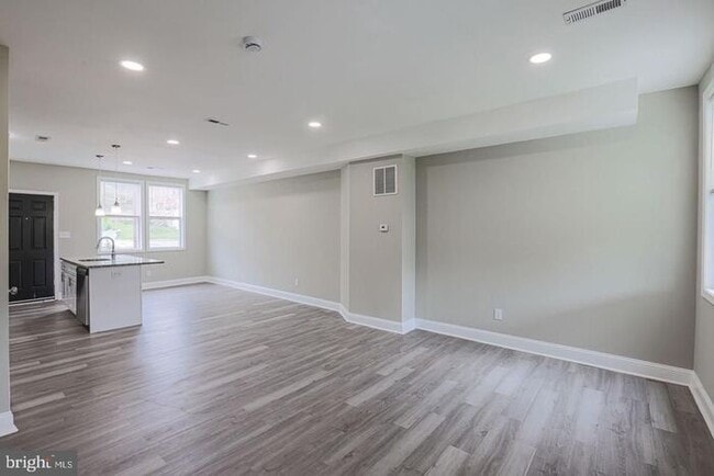 Photo - 4 Bedroom Beautiful Home