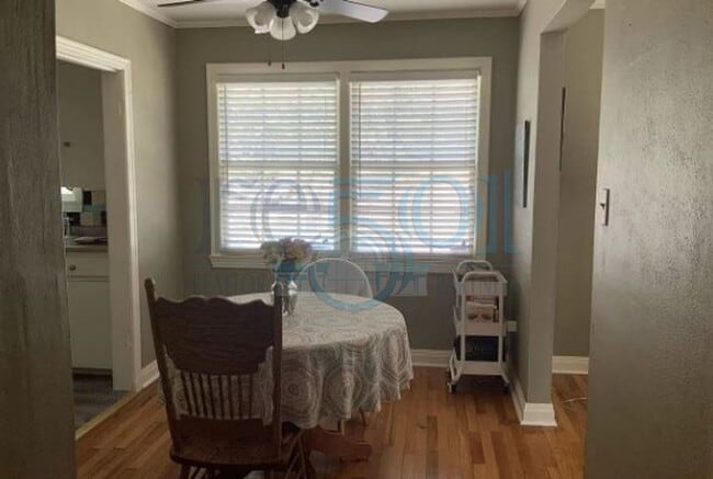 Photo - 2BR/1BA brick bungalow in Stiff Station, steps from UAMS!