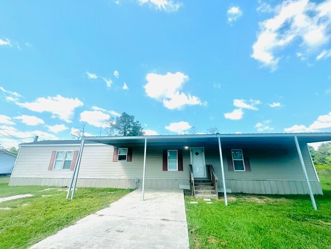 Photo - 207 Juniper Rd