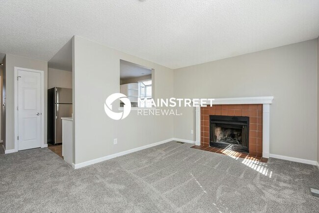 Photo - 4 Bedroom Pet-Friendly Home in Aurora, CO with Main Street Renewal