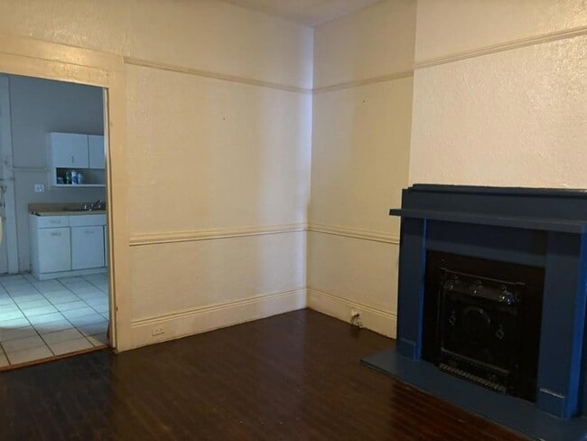 Photo - 823 Olga St Apartment