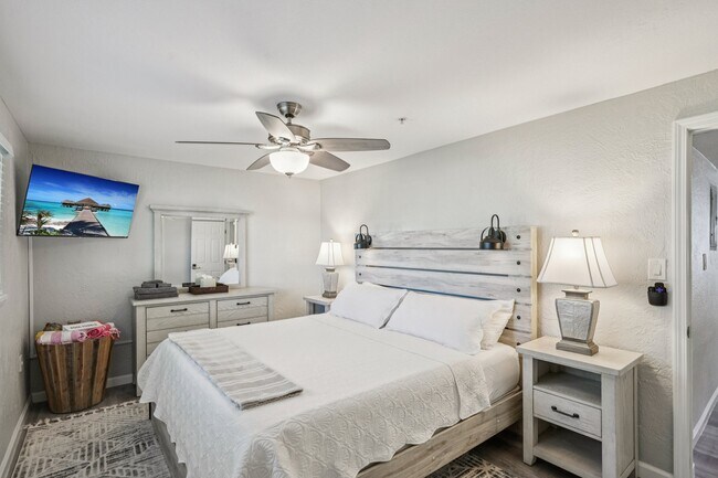 Riverwalk Apartments
