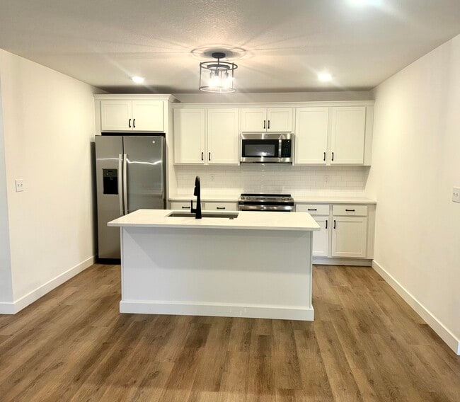 Photo - 2365 S Bearfield Rd