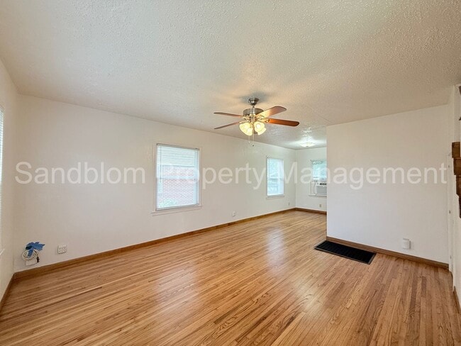 Photo - For Lease | Brookside | Available Now!