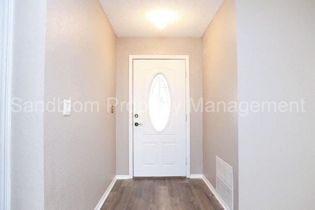 Photo - FOR LEASE | Owasso | Available Now!