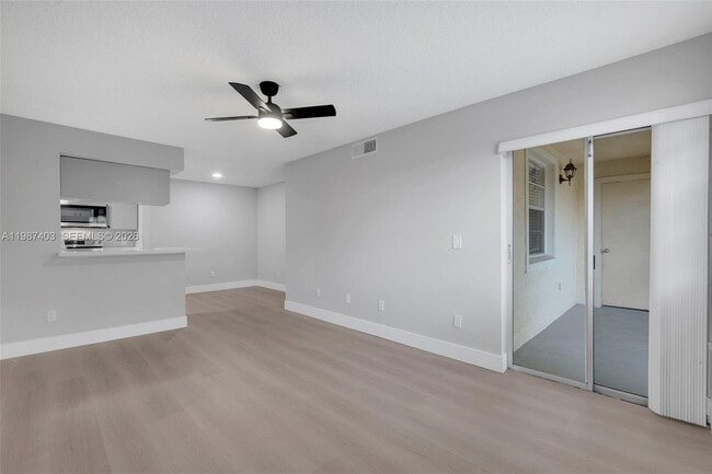 Photo - 1247 SW 46th Ave Unidad 1314