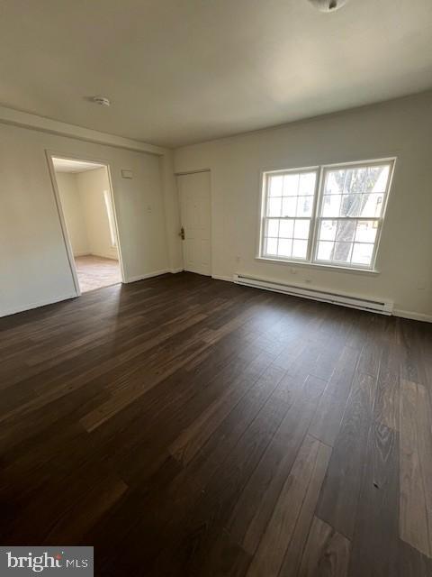 100 E 6th St