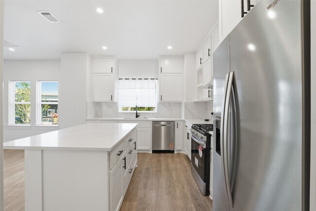 Photo - 3411 Nance St