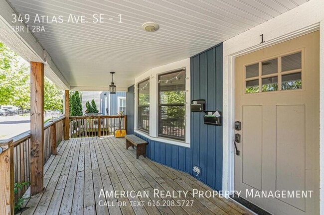 Photo - 349 Atlas Ave SE Unidad 1