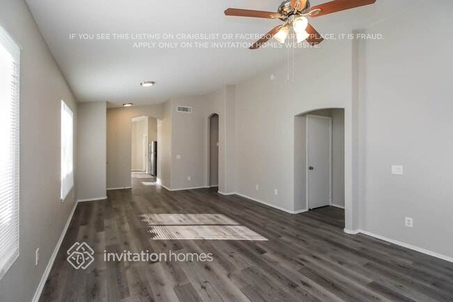 Photo - 663 N Rita Ln