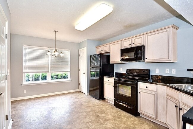 Photo - 1012 Shaman Crossing