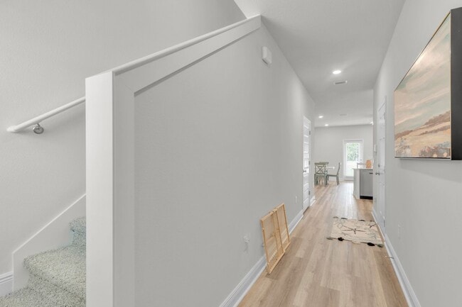 Photo - 5724 Sandy Walk St