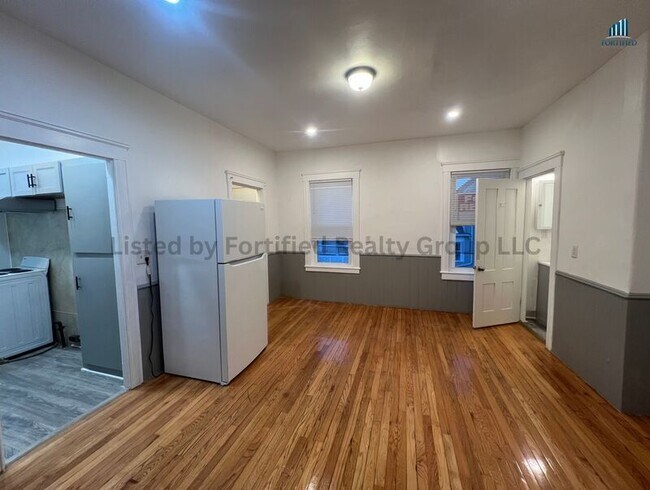 Photo - 42 Kilburn St Unit 2S