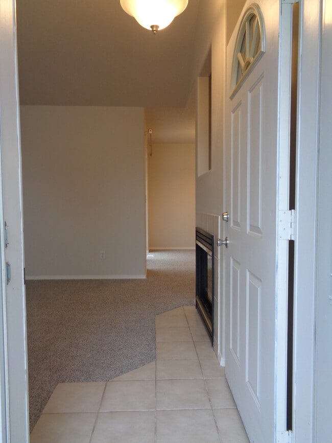 Photo - 7473 Parkplace Dr NE