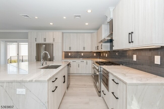 Photo - 8 Gregory Rd