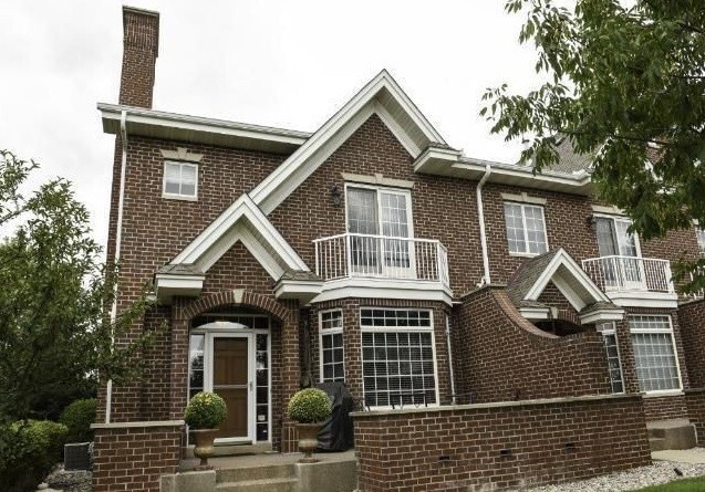 Building Photo - Fantastic, Newer 3bed/2.5bath Townhome*End...