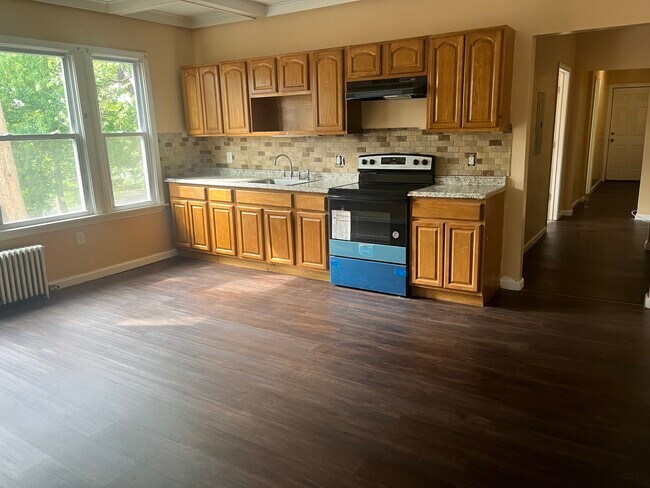 Photo - 497-499 Edgewood Street Unit 2W