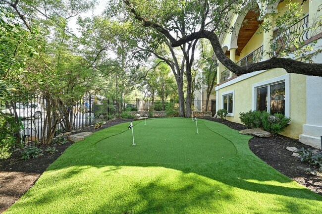 Photo - 6Bed/4Bath in West Campus