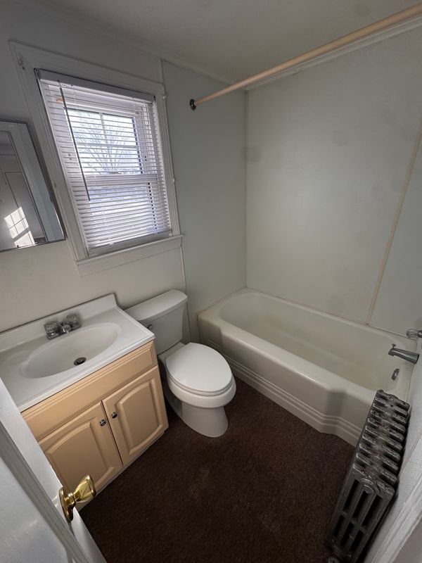 Photo - 651 Carlls Path