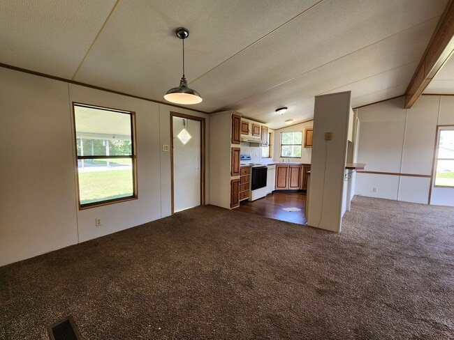 Photo - 2 Bedroom 2 Bathroom W/ Storage in family friendly neighborhood!