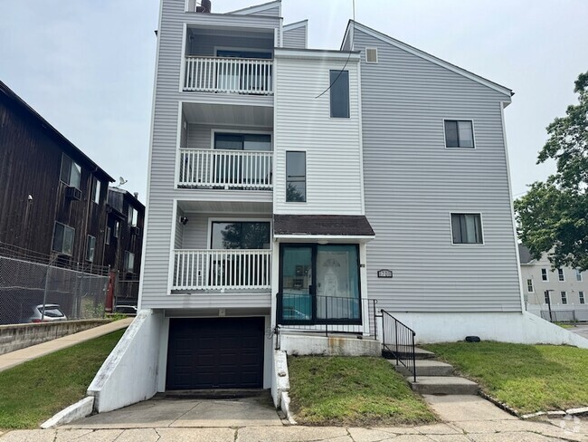 Building Photo - 70 Weber St Unit APT 1B