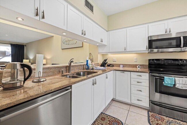 Photo - 2012 Harbourside Dr Unit 2102
