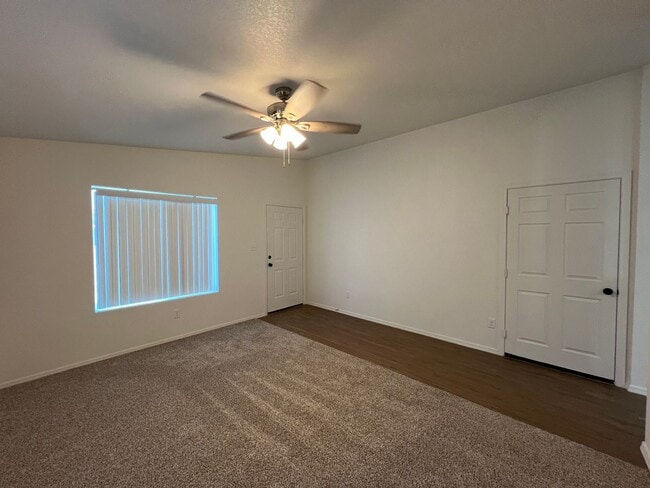 Photo - 4 BEDROOM HOME!
