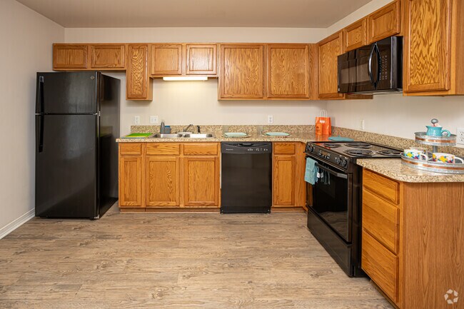 2BR, 1.5BA Townhouse - 1,000SF