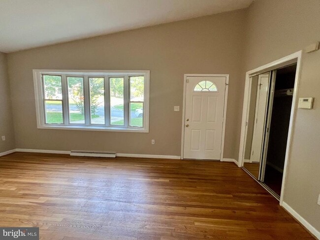 Building Photo - 6214 Claridge Rd Rental