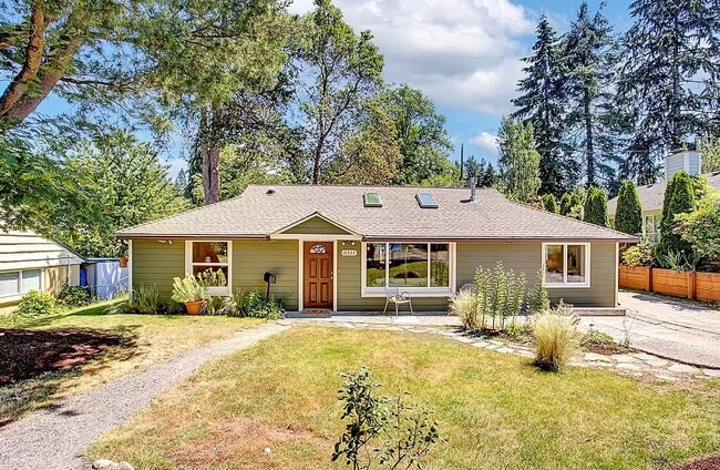 Building Photo - 18322 9th Ave NE