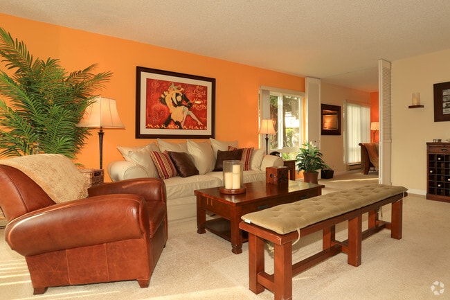Oak Creek Apartments For Rent In Palo Alto Ca Forrent 2 Bedroom Living Room Oak Creek Apartments