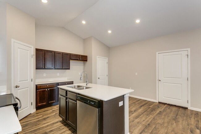 Photo - 3 Bedroom Duplex in Maize!