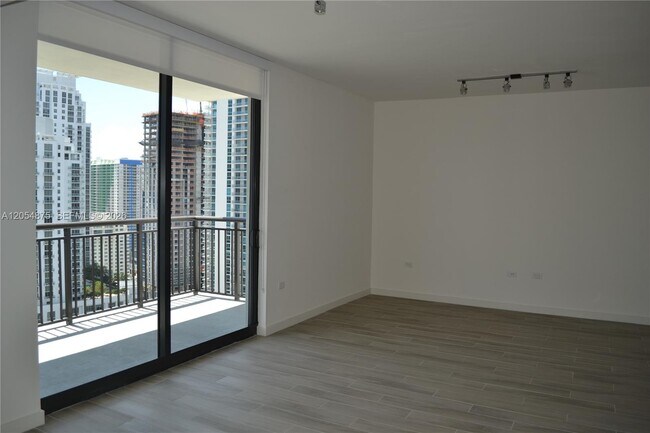 Photo - 999 SW 1st Ave Unit 3302