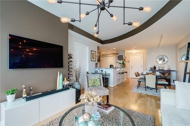 Photo - 3336 Peachtree Rd NE Unit 710