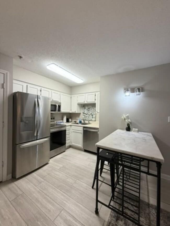 Photo - MOVE IN SPECIAL-- 50% OFF FIRST MONTHS RENT-- Furnished OR Unfurnished Studio in Miramar Beach!
