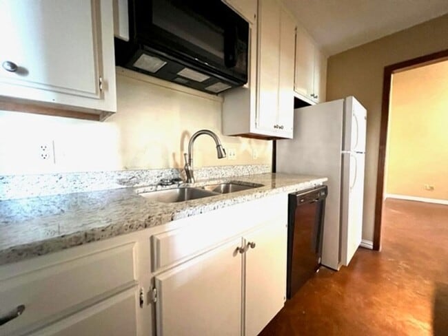 Photo - 3bed 2bath 2car now available