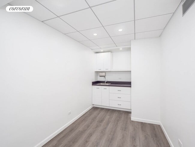 Photo - 116 Central Park S