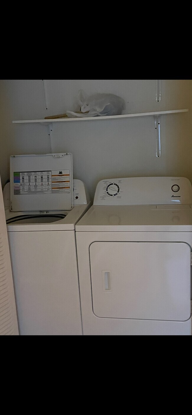 En unidad con diámetro externo - 900 Mountain Creek Rd Unidad S-378