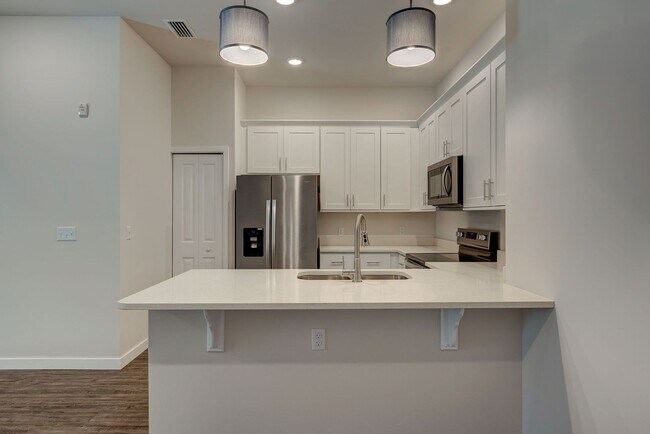 Metro 39 Apartments