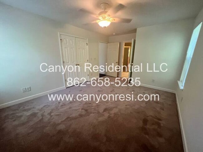 Photo - 1393 Lighthouse Ln
