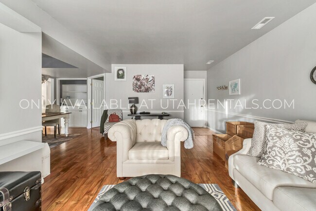 5761 S Waterbury Cir Unidad I