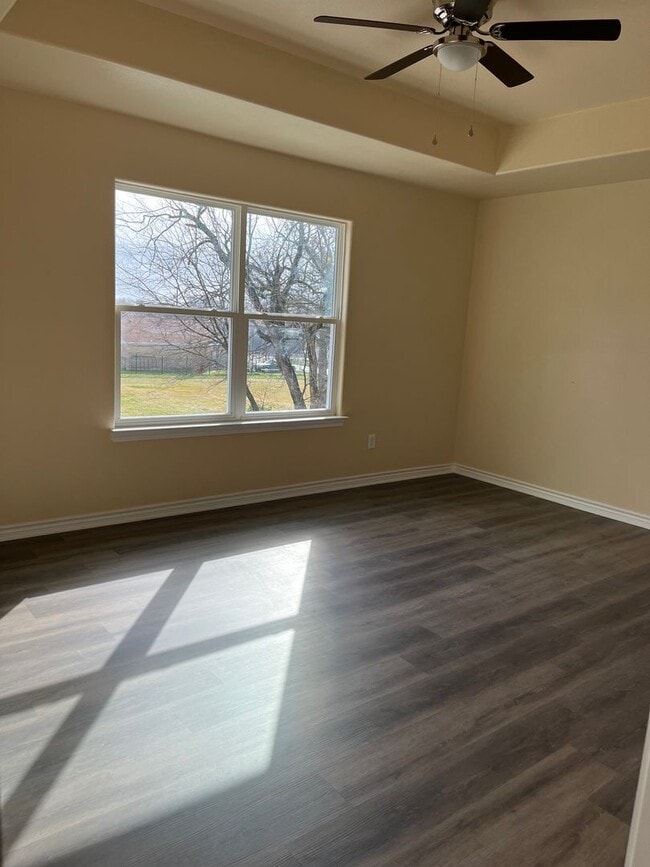 Photo - 213 W Dunn Ave Unit 213 W Dunn #A