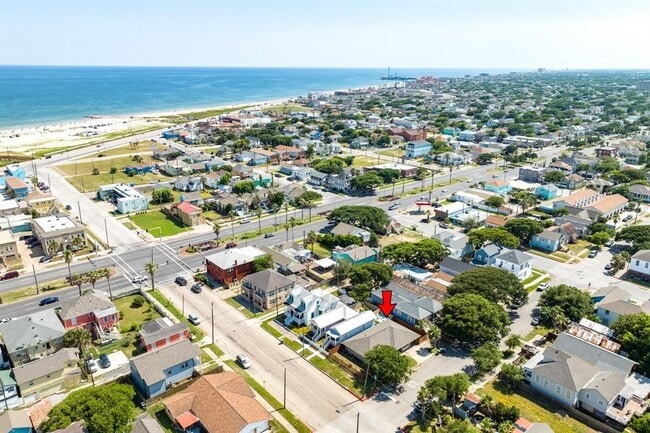 Photo - 803 Sealy Ave