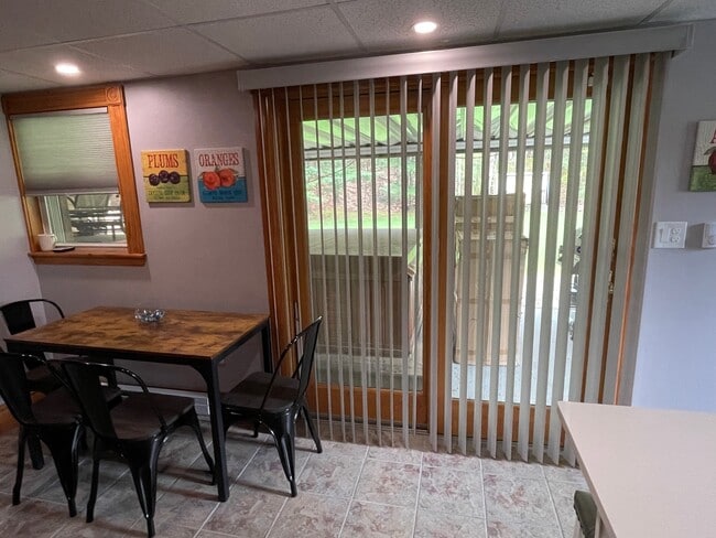 Photo - 25 Winsor Rd Unit 2 Apartment