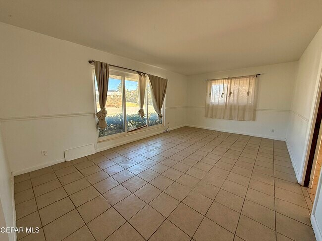 Photo - 2900 Polk Ave