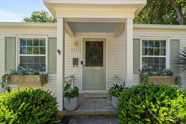 Photo - Charming Parkside 2-Bedroom Home Near Daffin Park with Fenced Yard & Patio