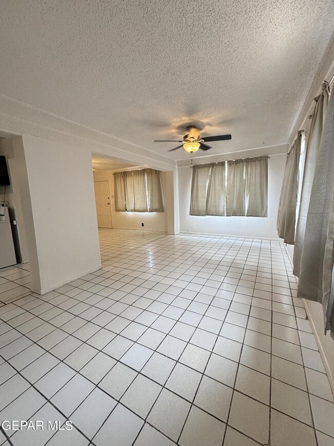 Photo - 10349 Shoshone St