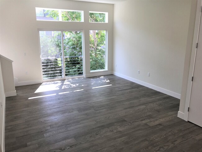 Photo - 2865 W 24th Ave