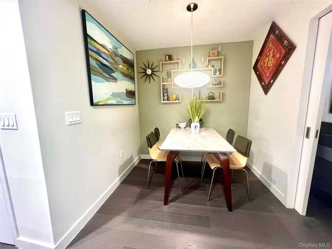 Photo - 131-03-131-40 40th Rd Unit 8J